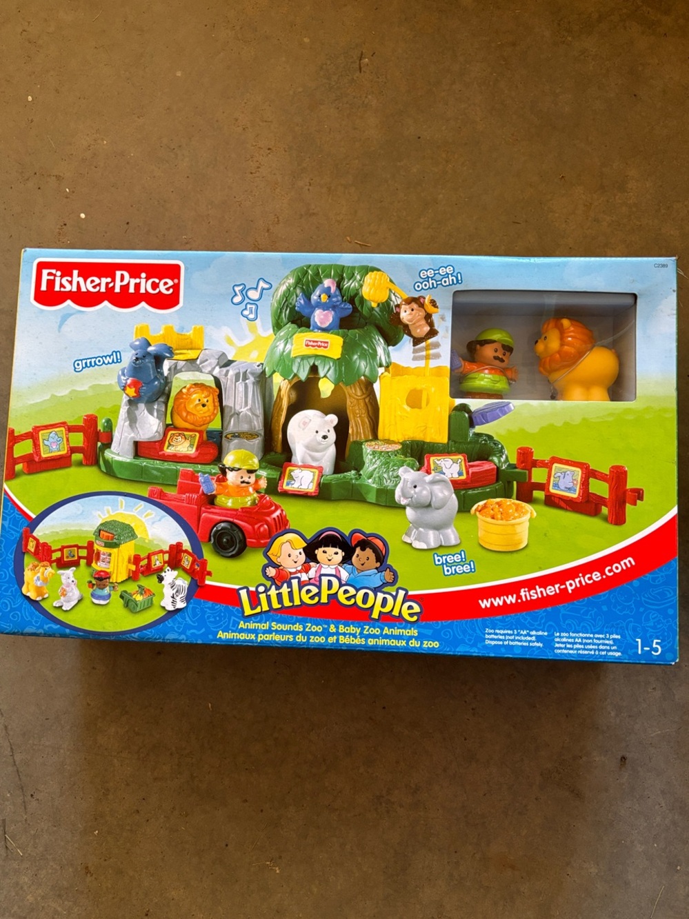 Fisher-Price Little People Zoo Playset with Bright Red, Yellow & Green Accents